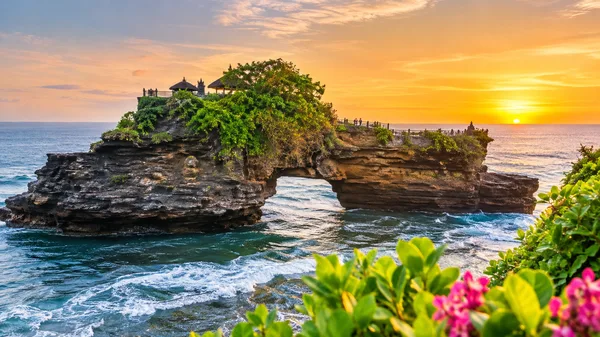 Batu Bolong Temple